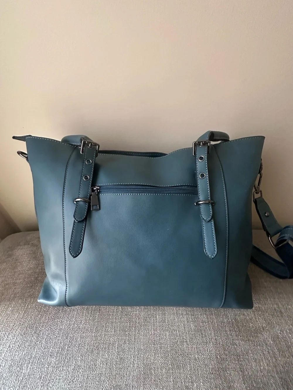 Mosiso sleek faux